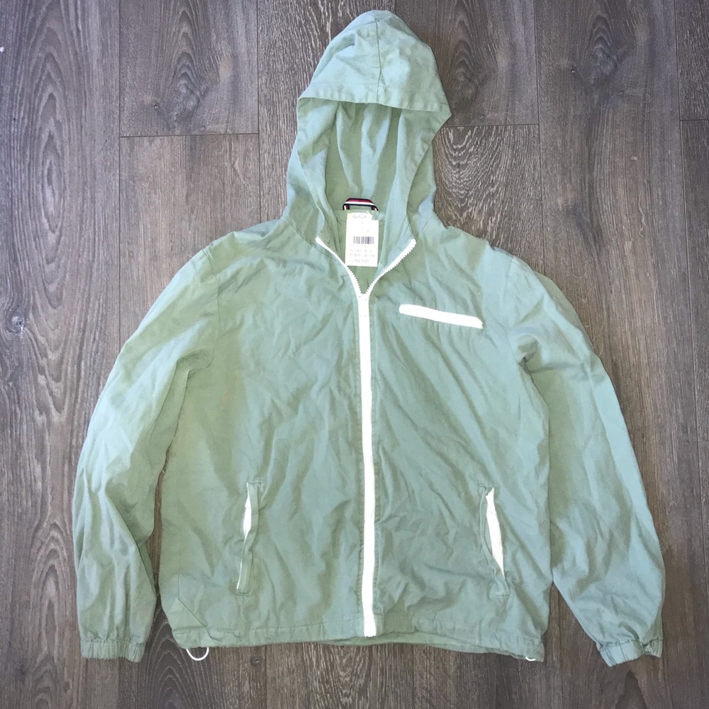 NWT BRANDY MELVILLE ZIP UP JACKET